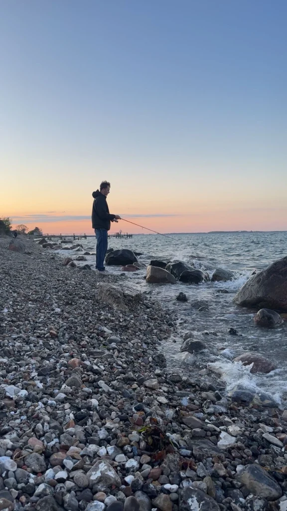 Kystfiskeri på fyn ved glampingpladsen